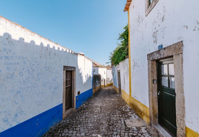 Estúdio em Óbidos - Casa António Moreira - Fotografias de Óbidos Estúdio em Óbidos - Casa António Moreira - Fotografias de Óbidos