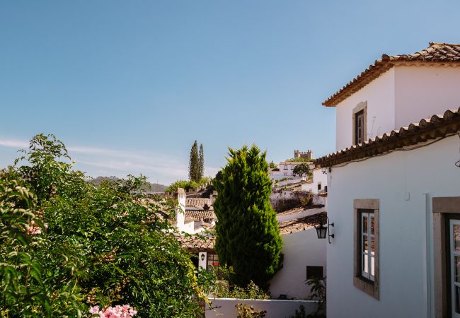 Estúdio em Óbidos - Casa António Moreira - Fotografias de Óbidos Estúdio em Óbidos - Casa António Moreira - Fotografias de Óbidos