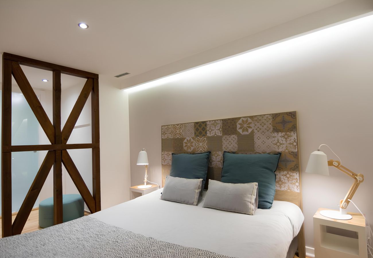 Apartment in Lisbon - Casa Castelo 2 - Work or Relax in the historic heart of Lisbon!